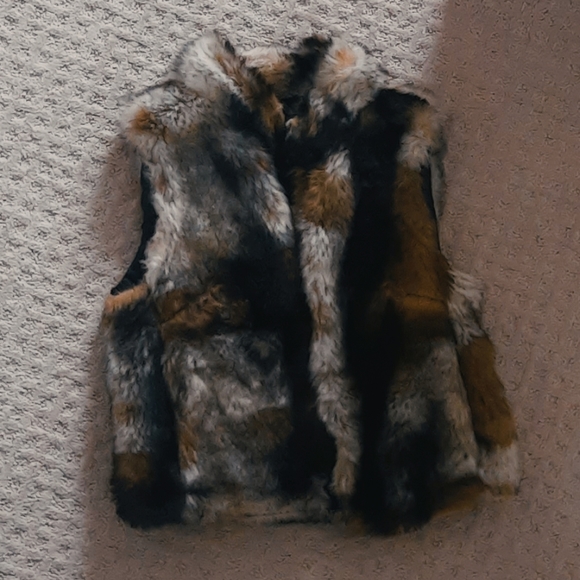 WAREHOUSE Fur Vest - Picture 1 of 7